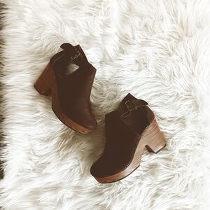 Natural Reflections Ancora Brown Nubuck Leather Platform Clog Ankle Boots